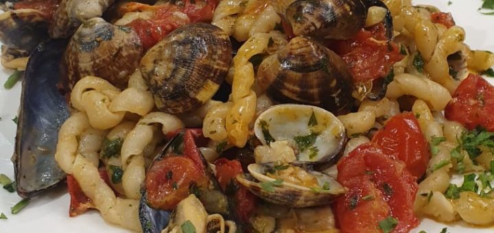Frutti di mare l'estate siciliana nel piatto