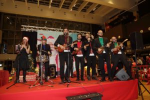 Natale a Mondojuve Ukulele Turin Orchestra