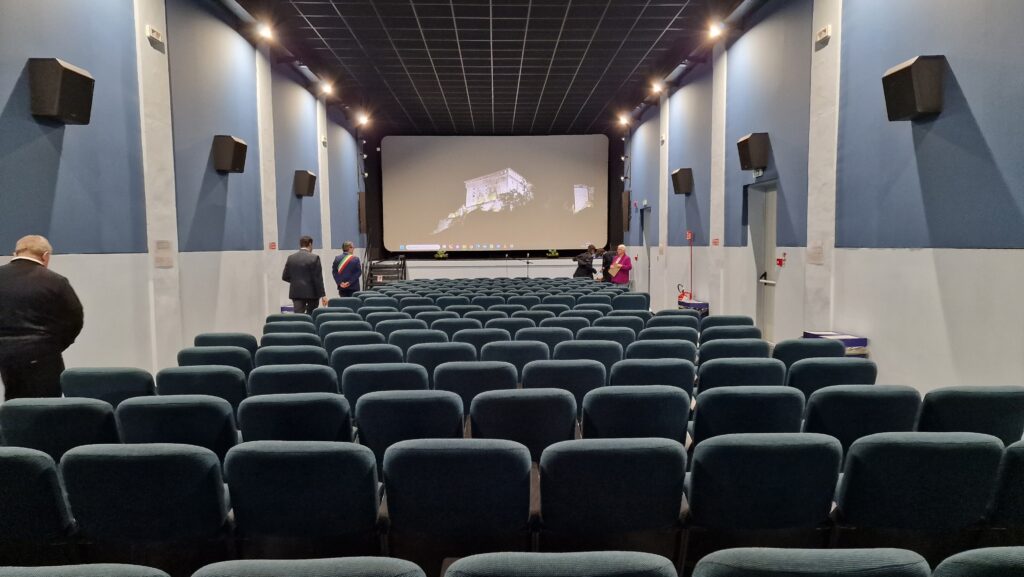 Cinema Jolly (foto Maria Grazia Gaido)